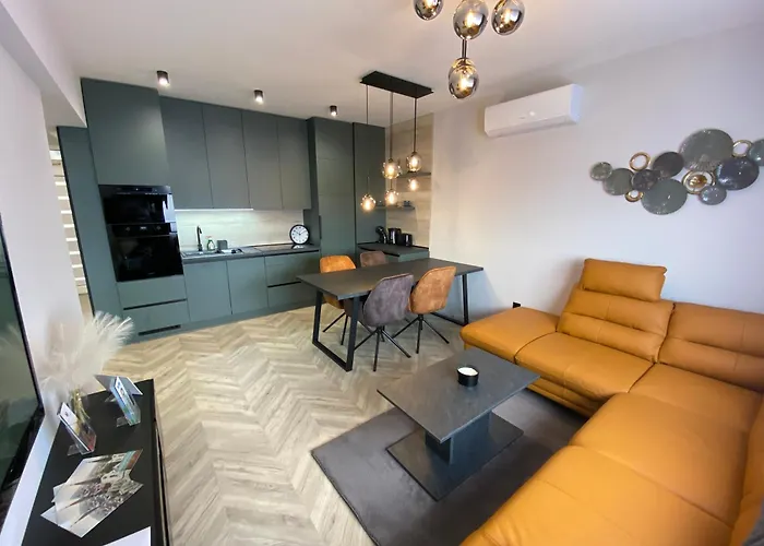 Butterfly Apartment