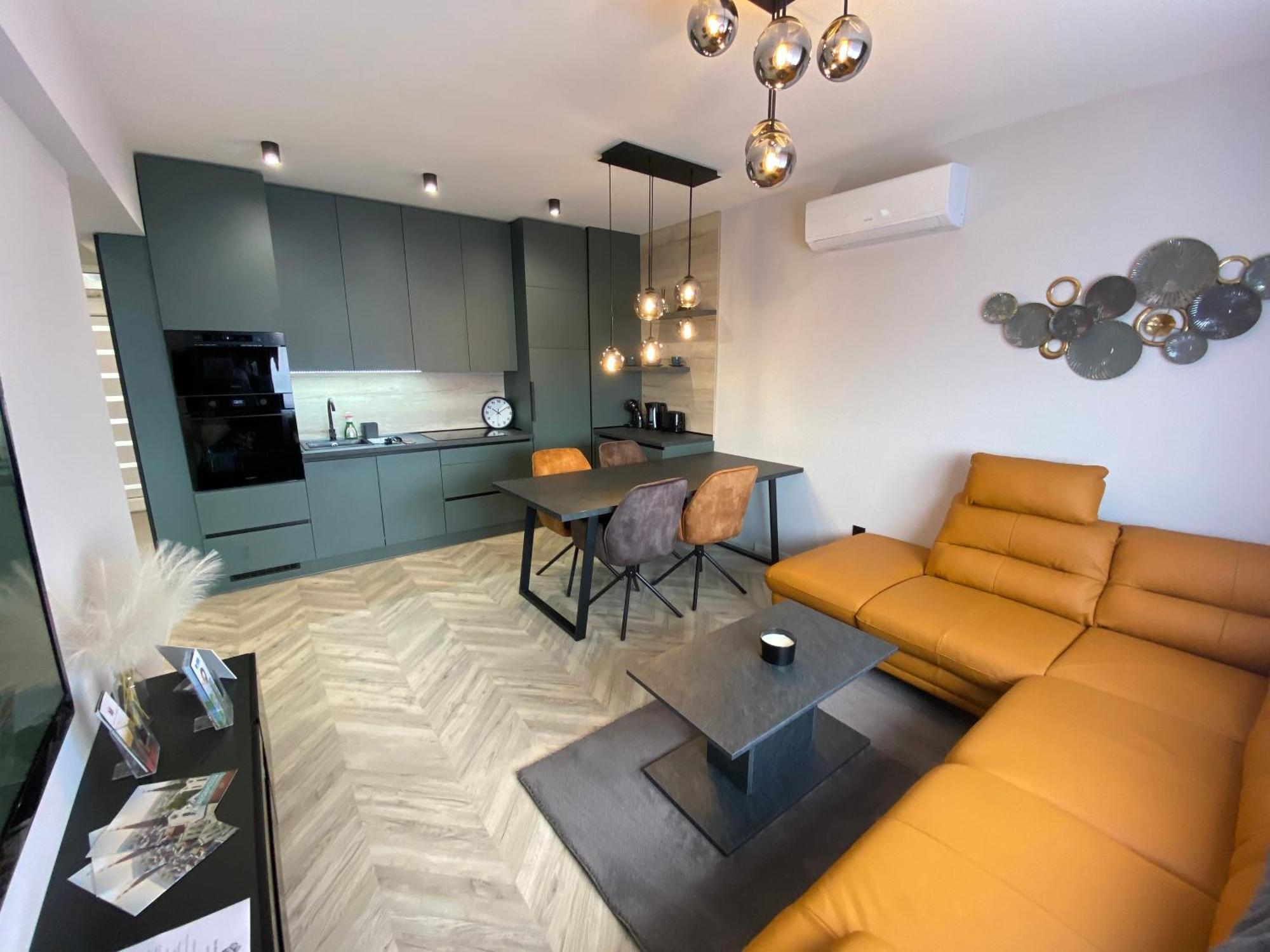 Butterfly Apartment